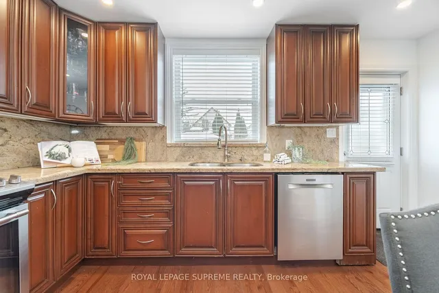 Additional image 10 of 48 Guestville Ave