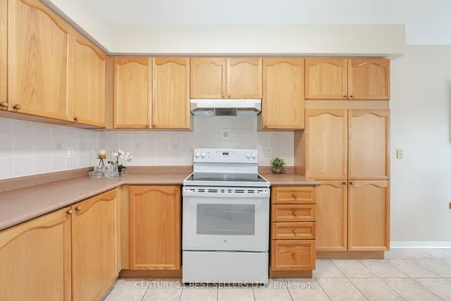 Additional image 11 of 6171 Rowers Cres