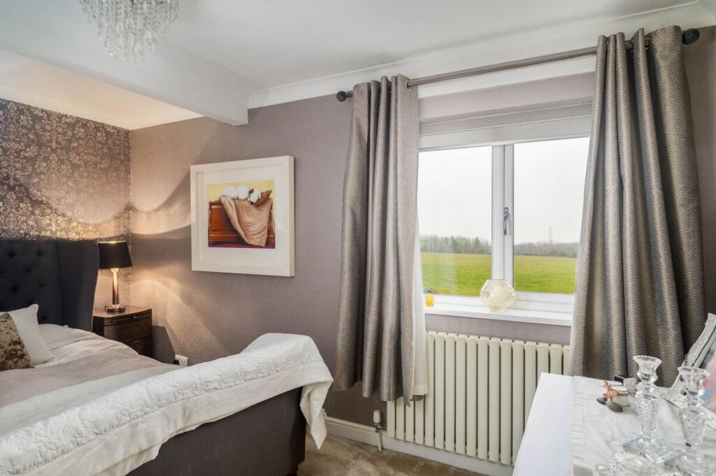 Additional image 18 of Moorside Crescent, Drighlington