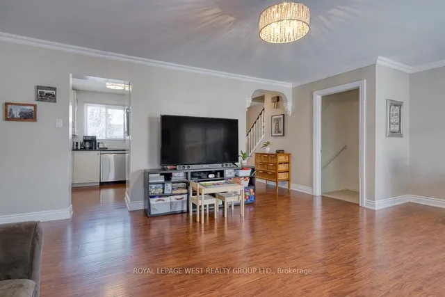 Additional image 11 of 45 Hansen Rd Unit 22