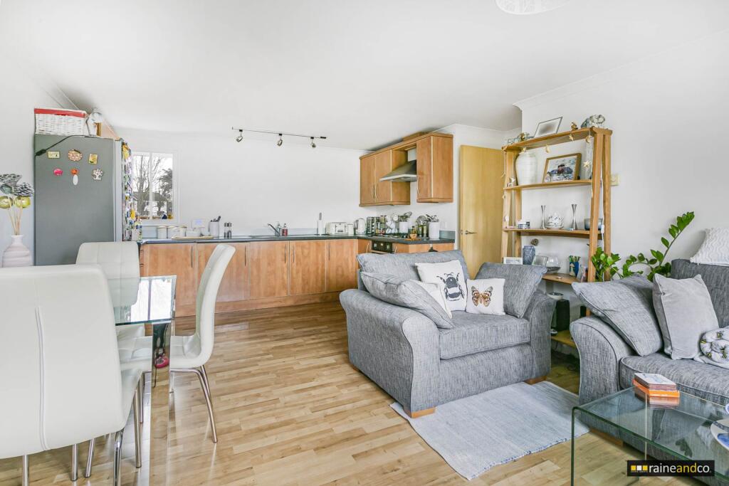 Additional image 18 of York House, North Drive, Old Hatfield