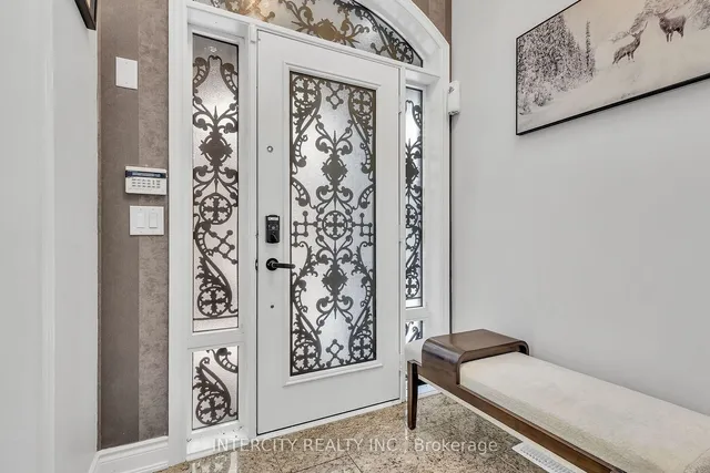 Additional image 3 of 22 Pasadena Ave