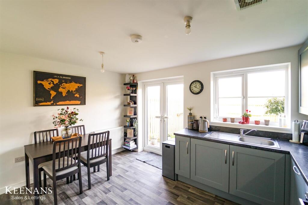 Additional image 9 of Park Gate Close