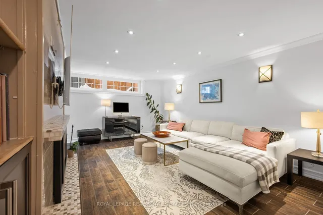 Additional image 25 of 40 Oldham Rd