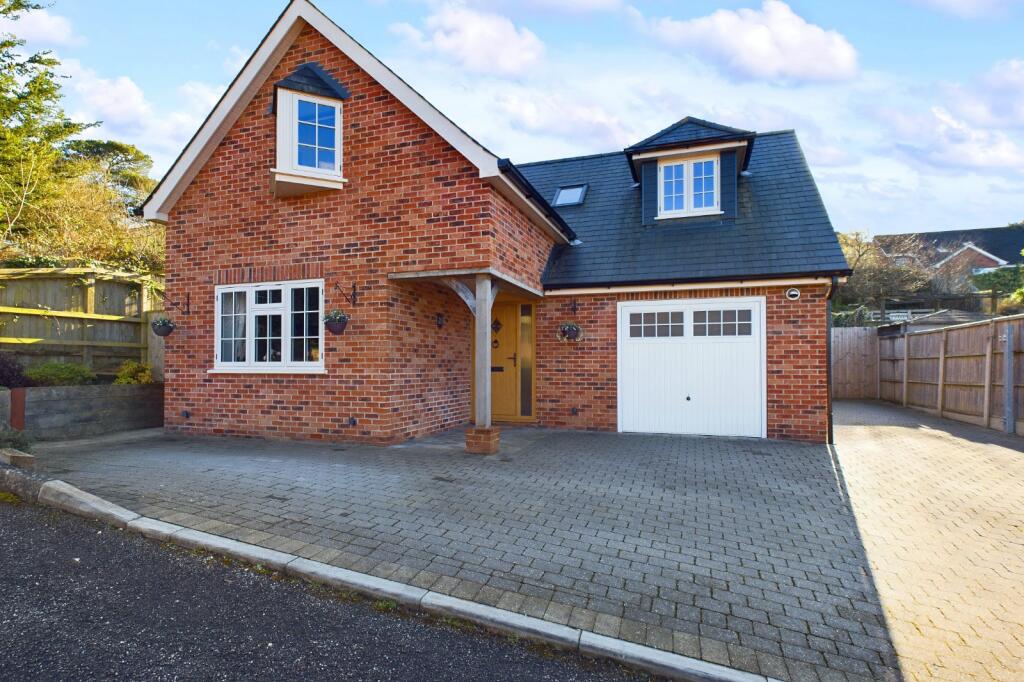 Viewside Close, Corfe Mullen, Wimborne, Dorset, BH21