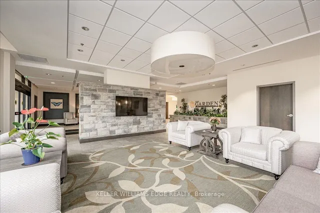 Additional image 33 of 3290 New St Unit 607