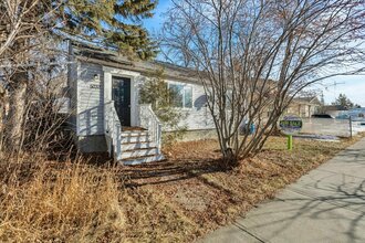 Additional image 5 of 5032 - 50 Ave