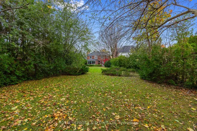 Additional image 35 of 379 Glencairn Ave