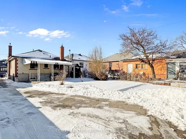 Additional image 37 of 981 Caledonia Rd