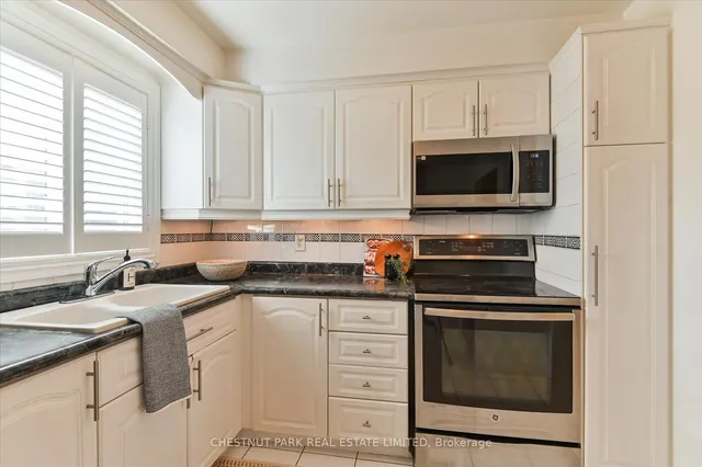 Additional image 9 of 11 Sandmere Ave