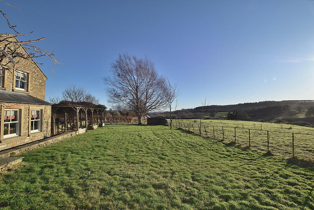 Additional image 29 of Whashton