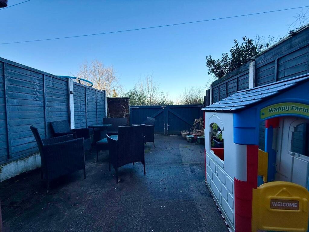 Additional image 13 of Manchester Road, Kearsley, BL4