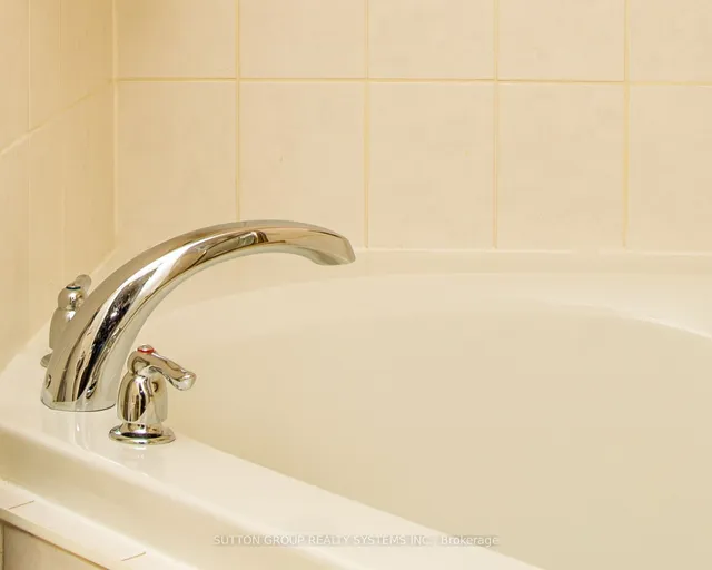 Additional image 9 of 65 Cranborne Ave Unit 209