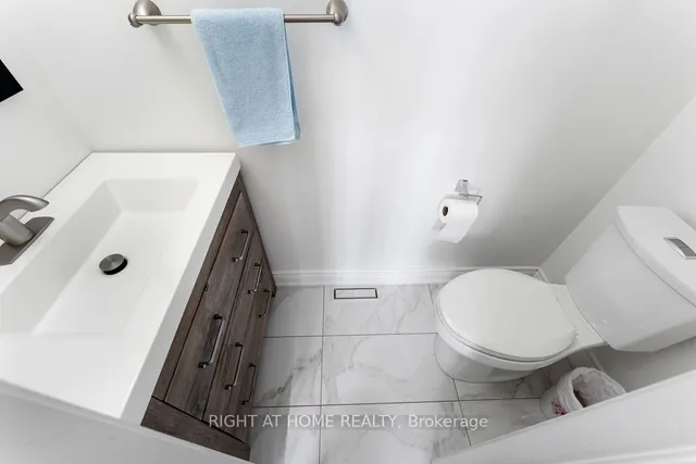 Additional image 7 of 712 Edwards Ave