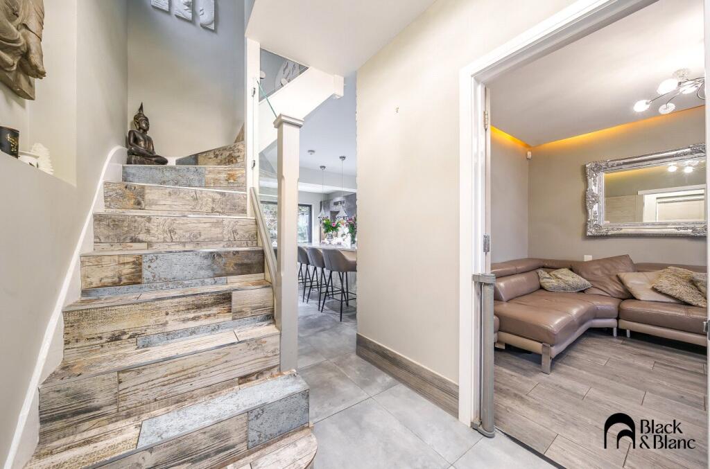 Additional image 17 of Queensway, West Wickham, Bromley, BR4