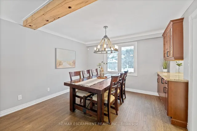 Additional image 8 of 344 Camelot Crt