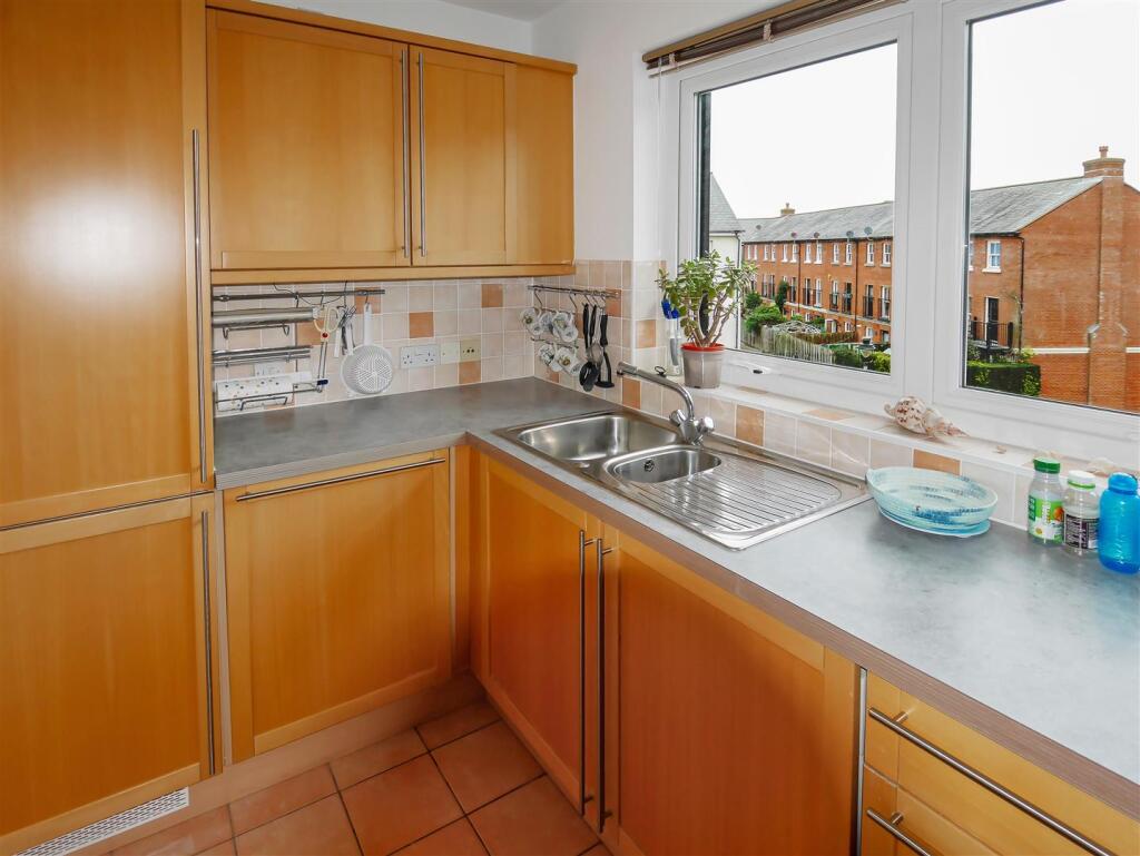 Additional image 7 of Wight Court, Surrey Street, Littlehampton