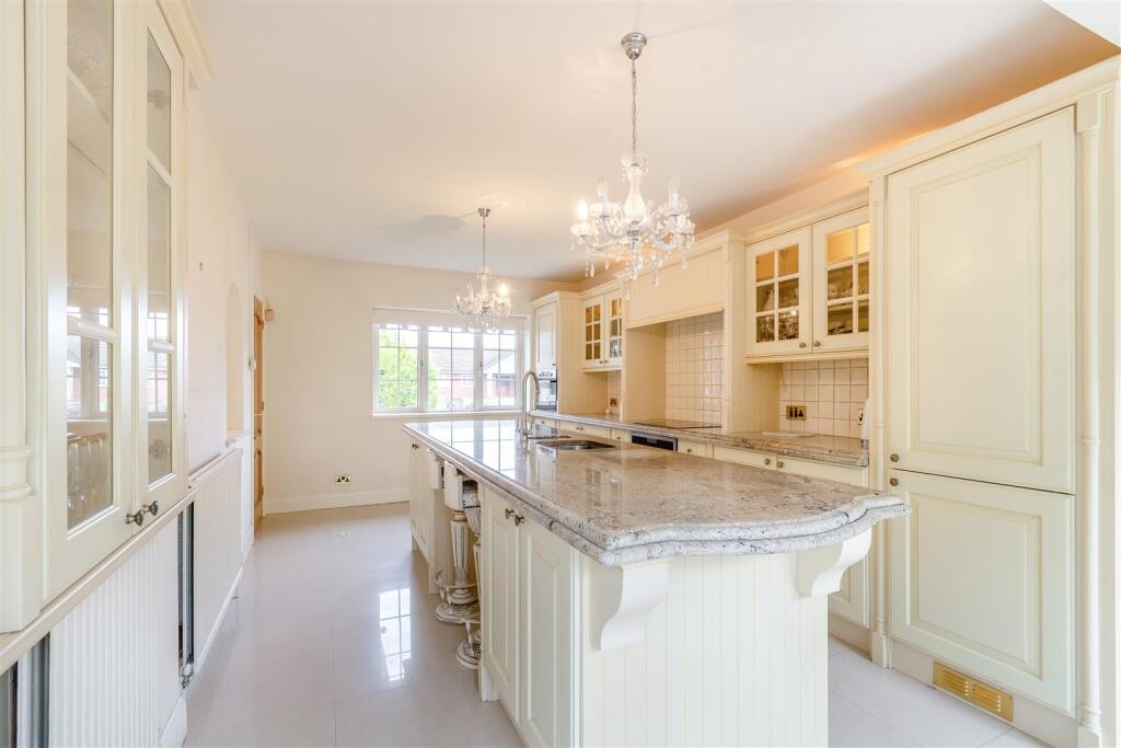 Additional image 17 of Vercourt, Sutton Coldfield