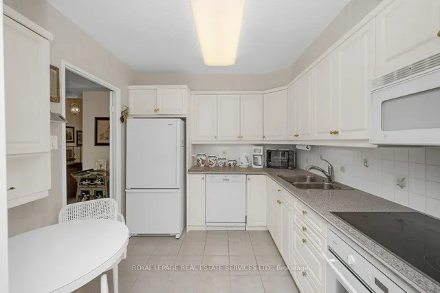 Additional image 15 of 1359 White Oaks Blvd Unit 1109