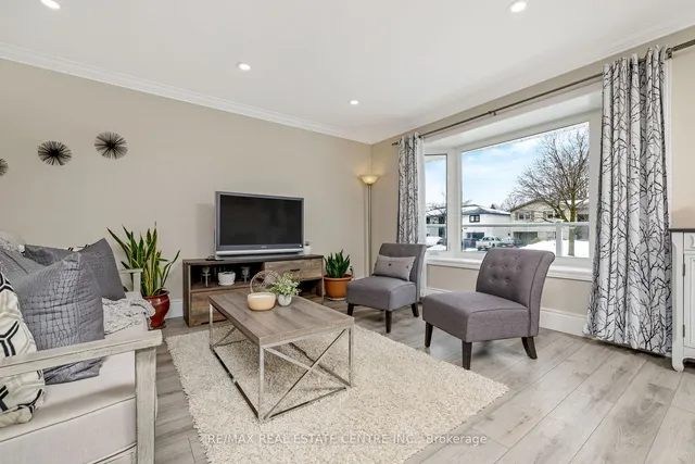 Additional image 9 of 244 Bousfield Cres