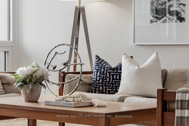 Additional image 22 of 61 Richview Rd Unit 602