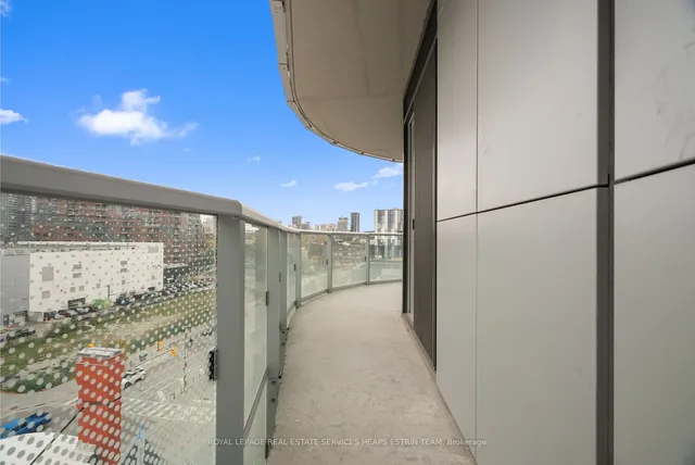 Additional image 32 of 425 Front St Unit 718