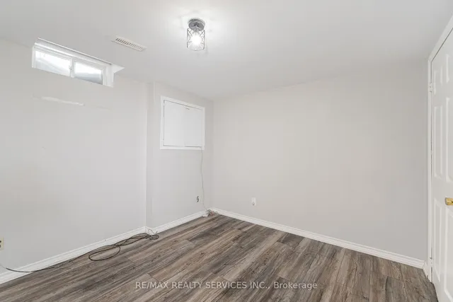 Additional image 36 of 42 Fairlight St