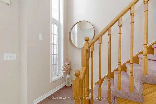 Additional image 19 of 47 Oakmeadow Dr