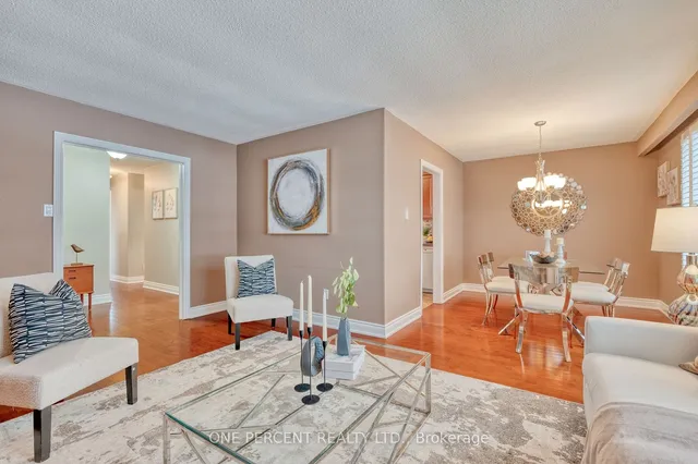 Additional image 7 of 5194 Broughton Cres