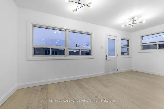 Additional image 28 of 67 Thurrock Rd