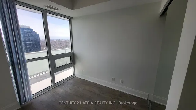 Additional image 10 of 101 Erskine Ave Unit 2715