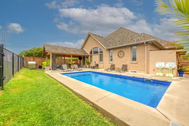 Additional image 32 of 117 Christopher Dr