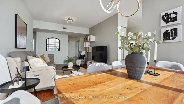 Additional image 8 of 2199 Sixth Line Unit 411