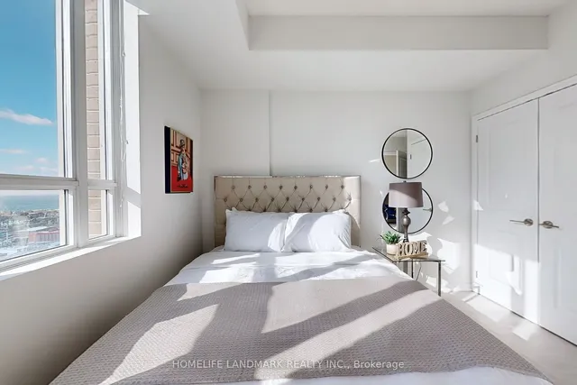 Additional image 18 of 125 Western Battery Rd Unit 2709