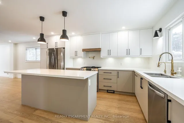 Additional image 9 of 3135 MICHAEL Cres