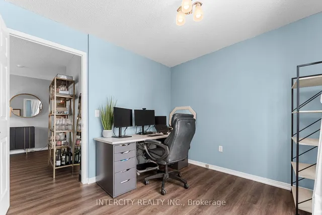 Additional image 21 of 17 Michael Power Pl Unit 413