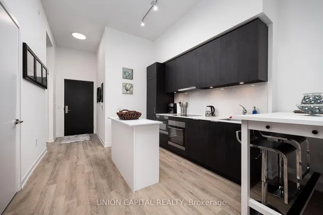 Additional image 3 of 158 Front St Unit 1313