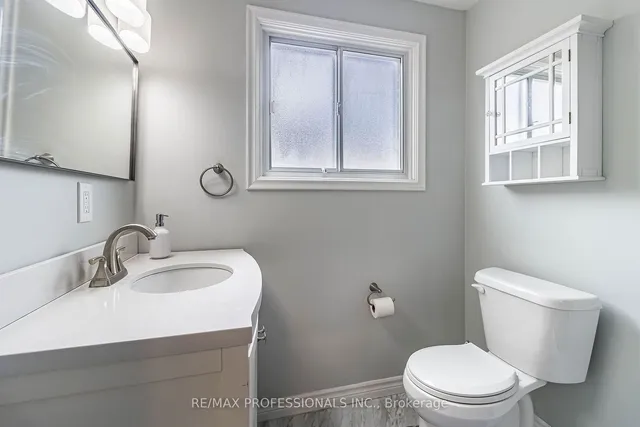 Additional image 25 of 59 Vanguard Dr