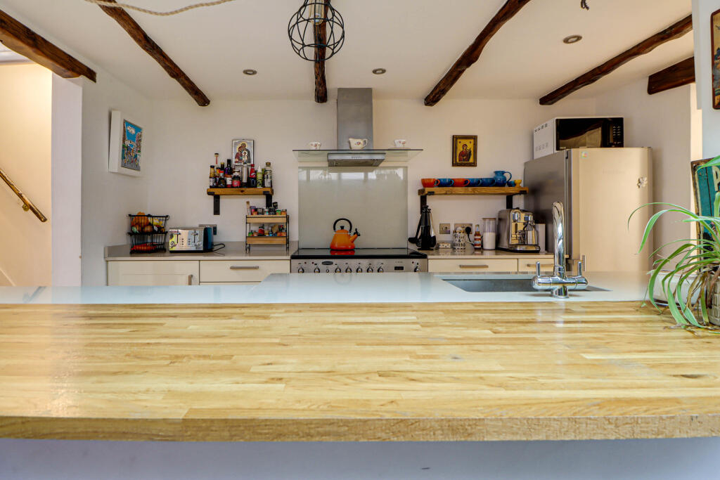 Additional image 10 of Harpenden Rise, Harpenden, AL5