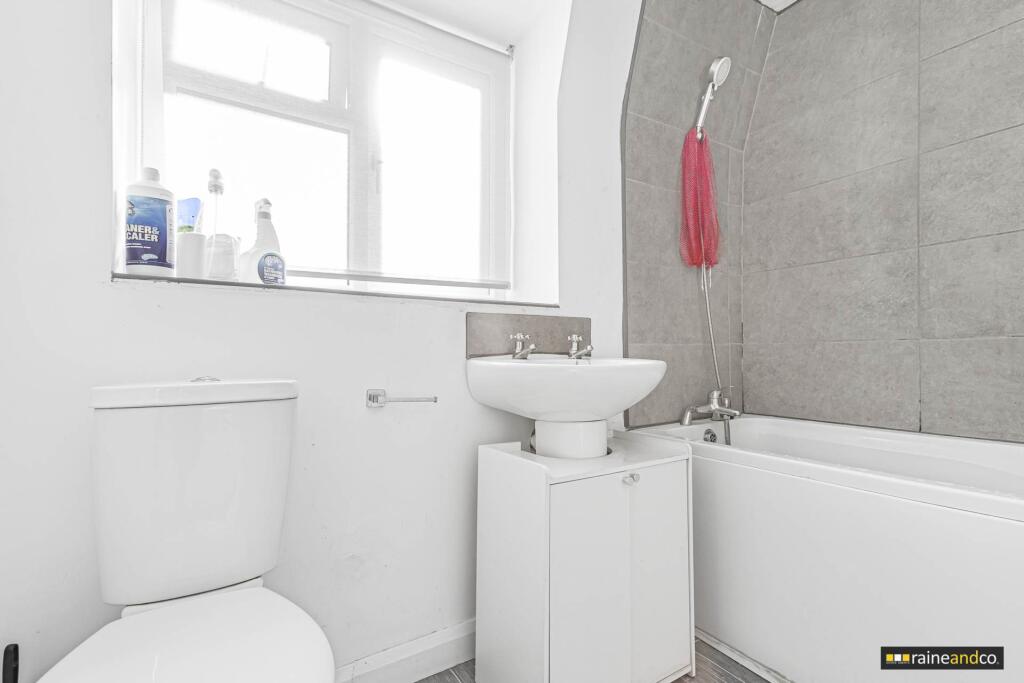 Additional image 11 of Birchwood Avenue, Hatfield