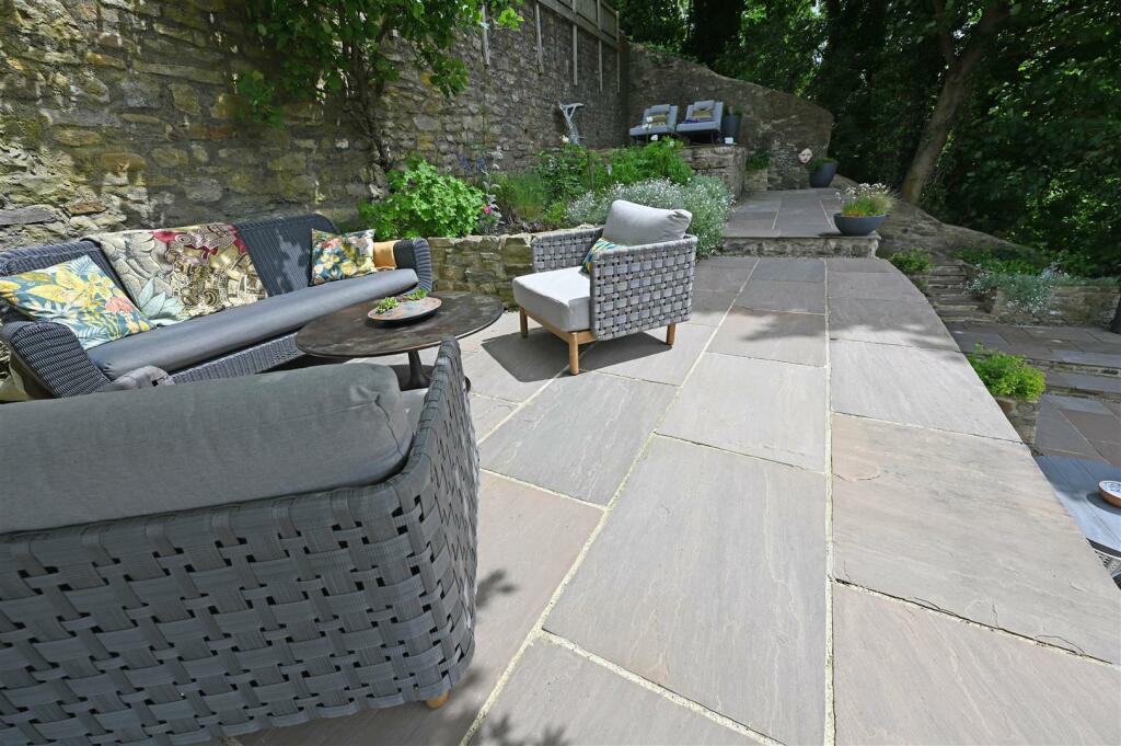 Additional image 29 of Bridge Street, Richmond