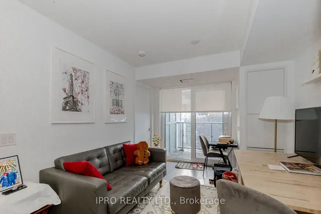 Additional image 17 of 219 Dundas St Unit 1705