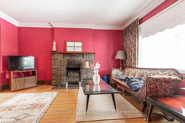 Additional image 4 of 634 Runnymede Rd