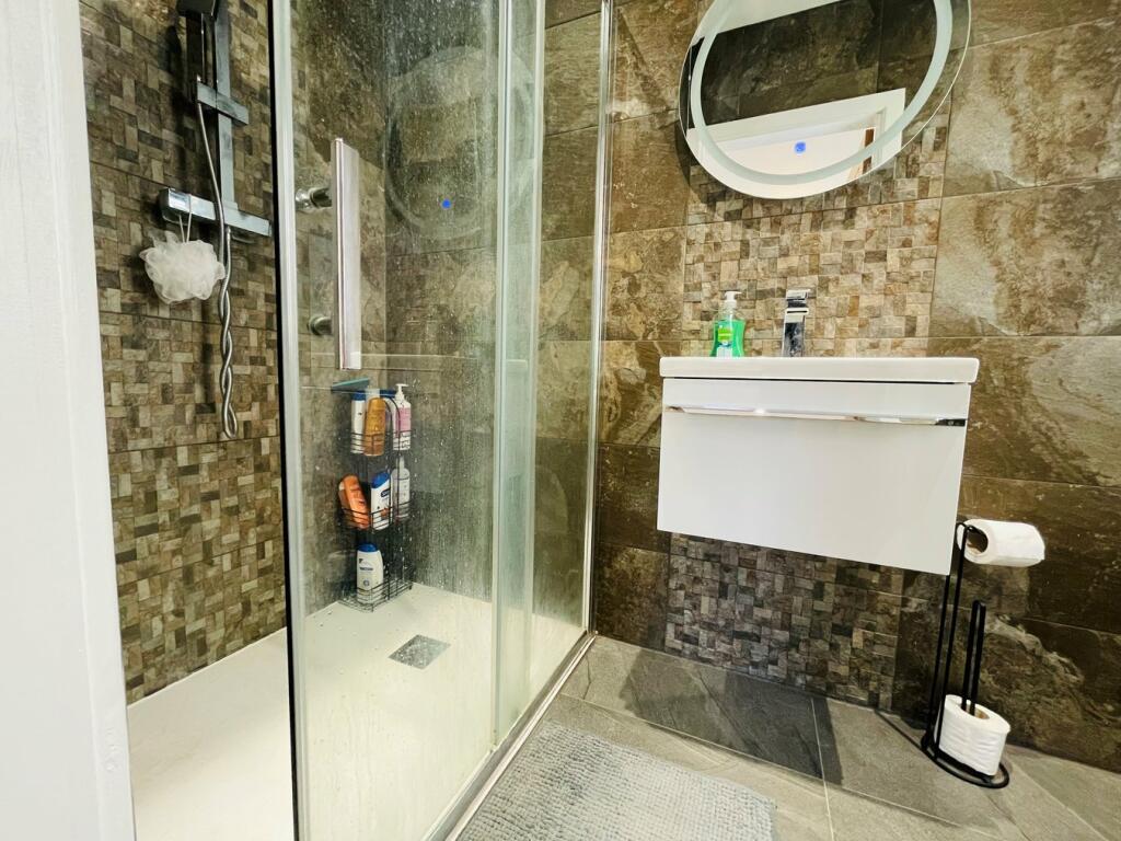 Additional image 19 of Hollyhedge Road, West Bromwich, B71