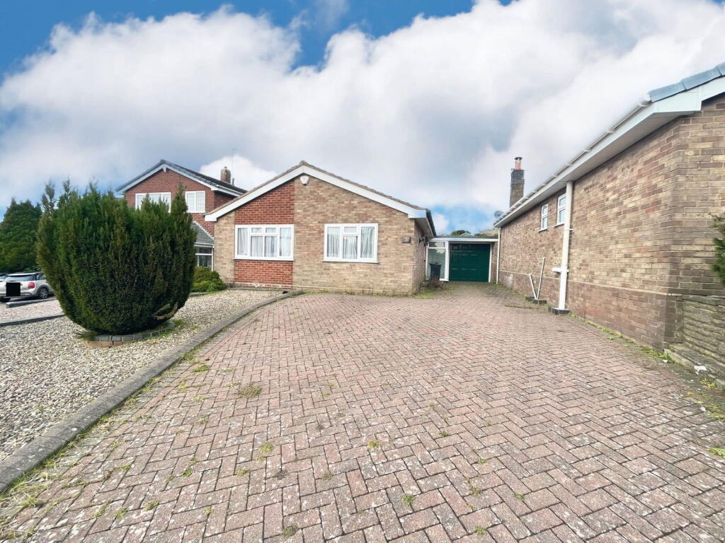 Primary image of Hoylake Drive, OAKHAM / TIVIDALE.
