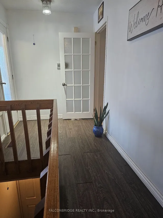 Additional image 8 of 26 FLOWERTOWN Ave