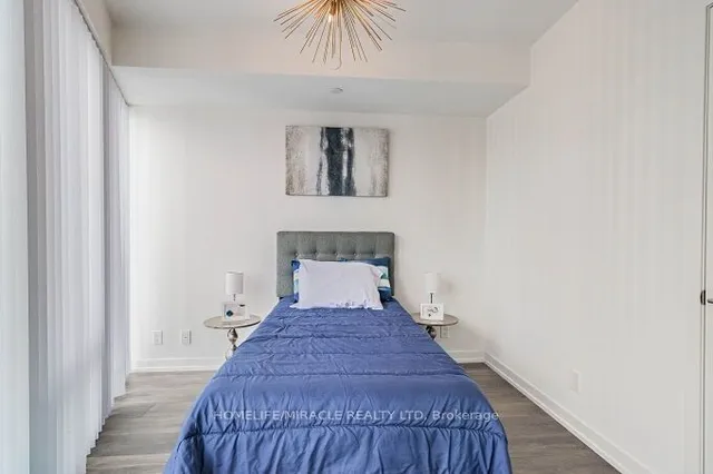 Additional image 24 of 60 Shuter St Unit PH108