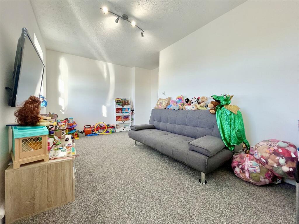 Additional image 22 of Braine Croft, Bradford