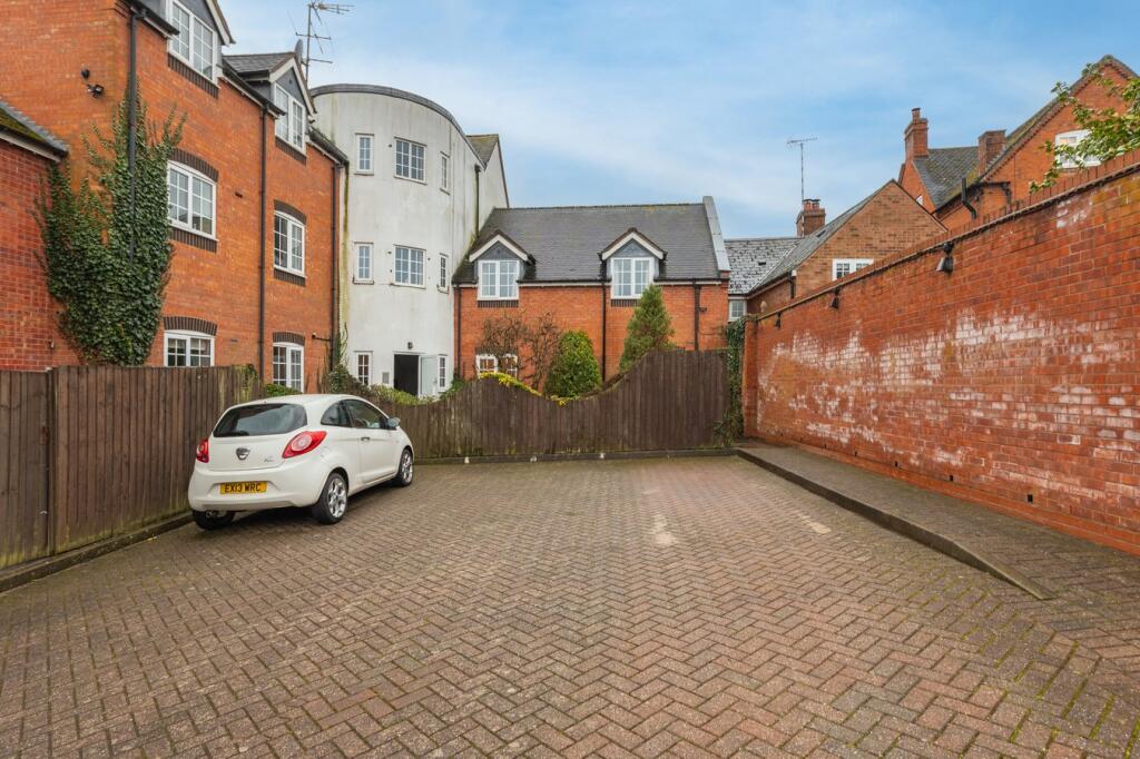 Additional image 22 of High Street, Henley-in-Arden, B95