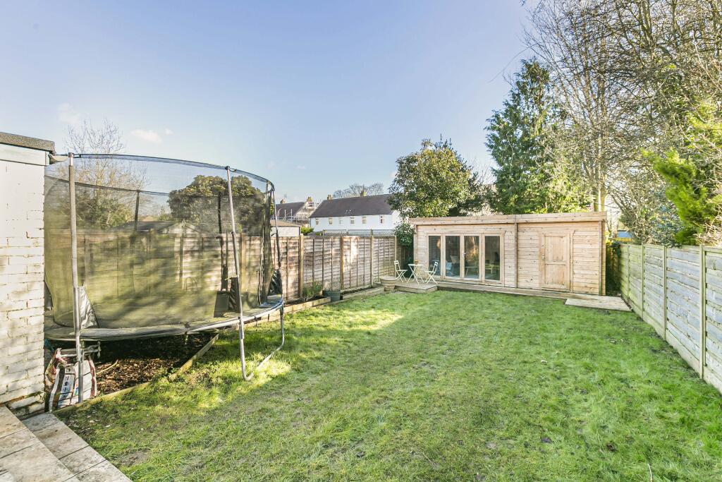 Additional image 25 of Nuns Lane, St. Albans, Hertfordshire, AL1